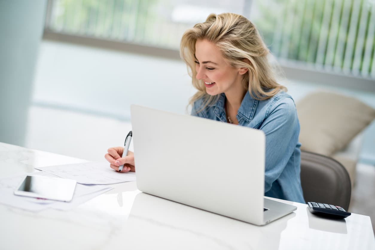 Using a spot transfer to send an international business payment