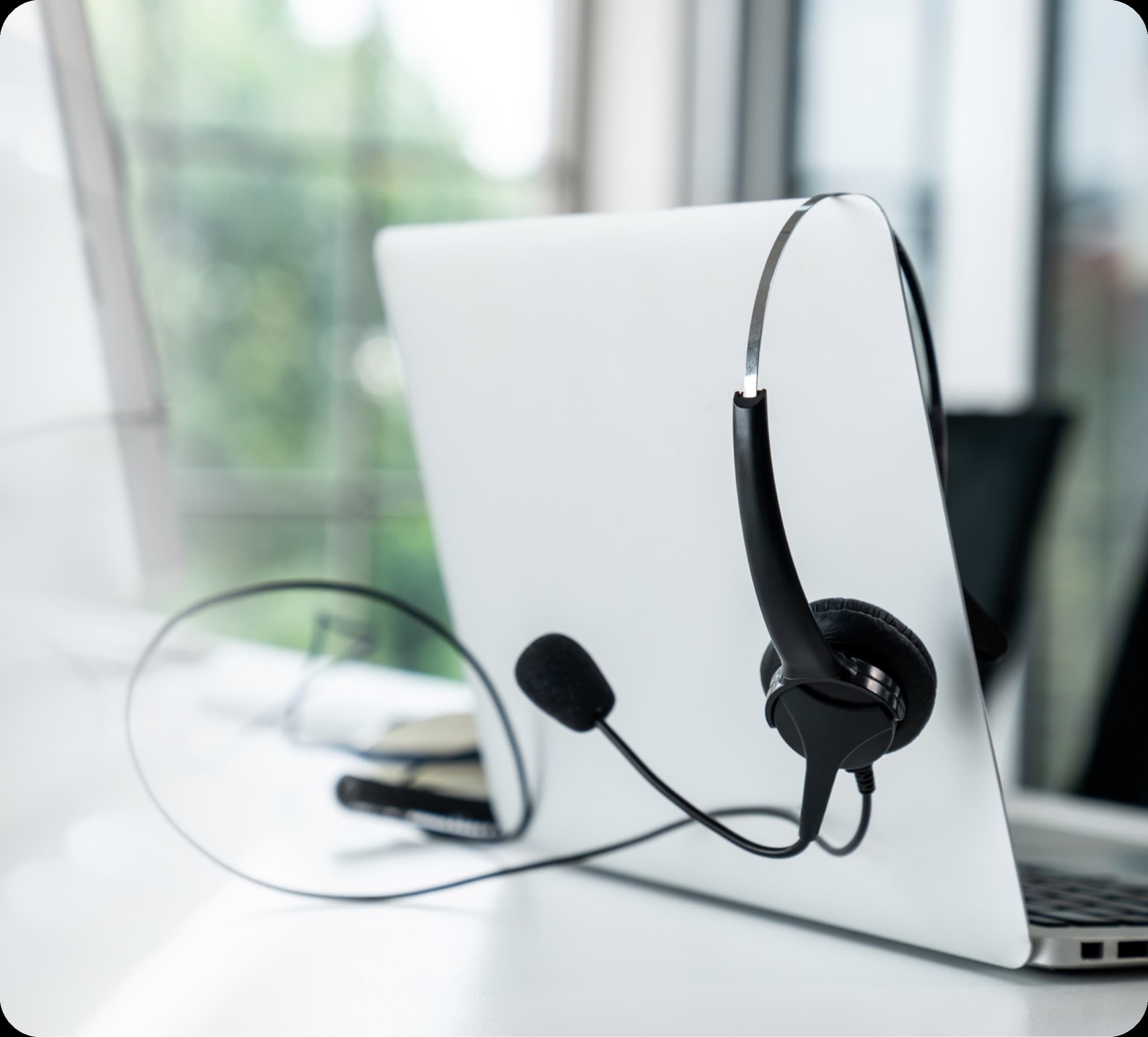 Schedule a call with an FX expert